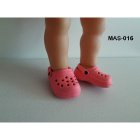 rose crocs passen niet voor de 32 cm pop, wel voor nog kleinere